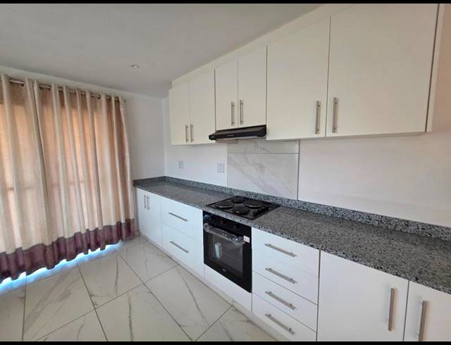 2 BEDROOM PROPERTY TO RENT IN EVEREST HEIGHTS
